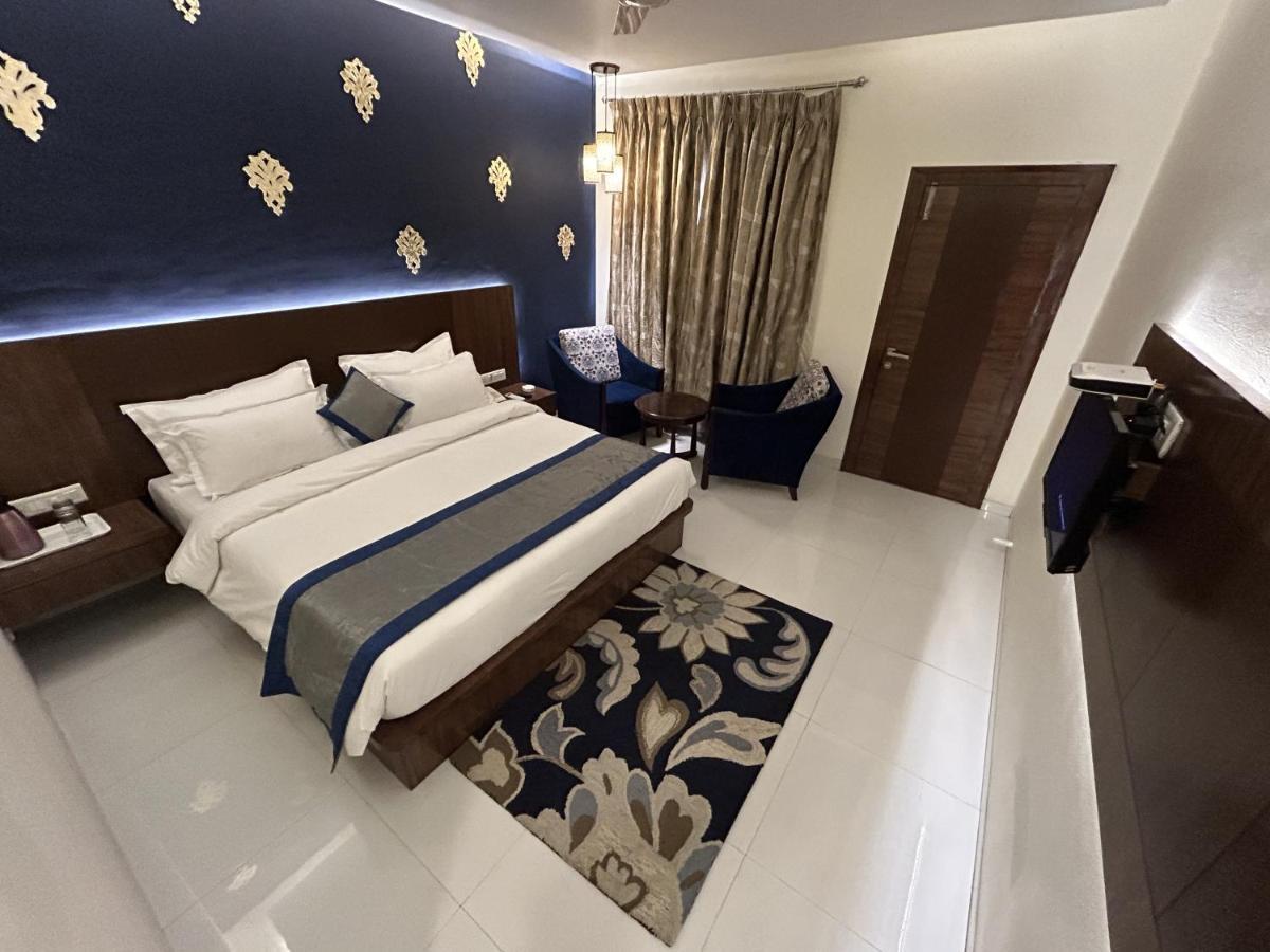 Hotel Gautam Lonavala Exterior photo